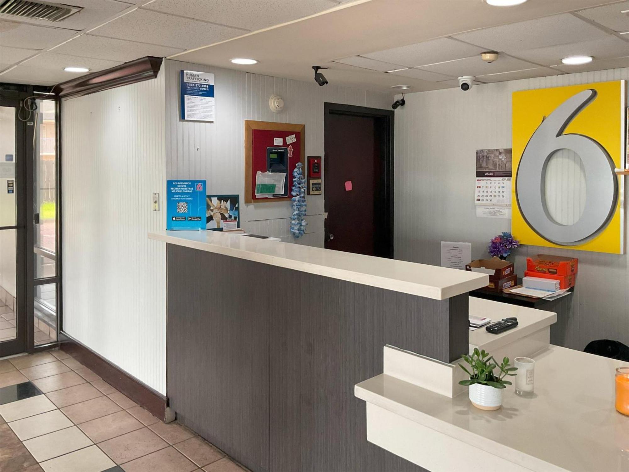 Motel 6 Baton Rouge East, La I12 Eksteriør bilde